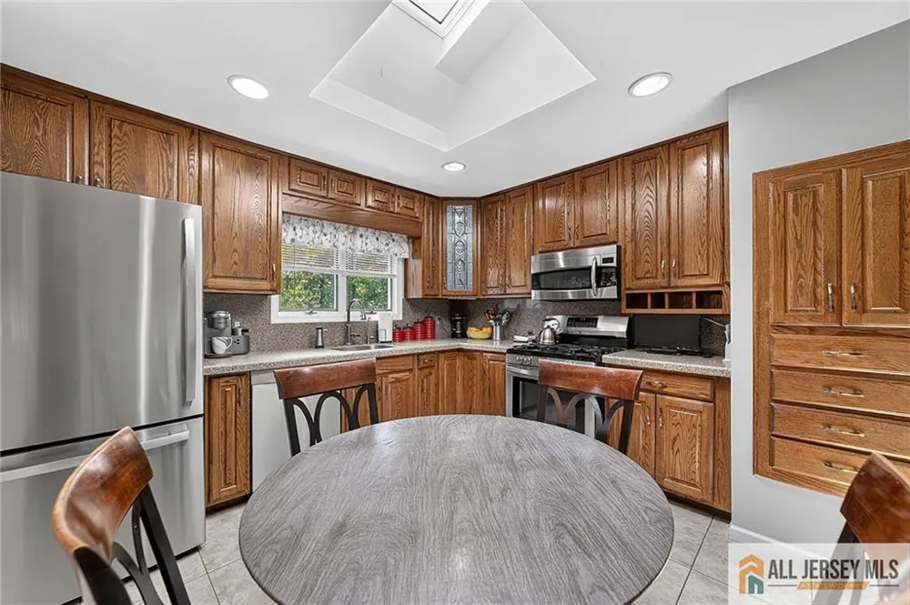 104 Pinewood Road Howell, NJ 07731