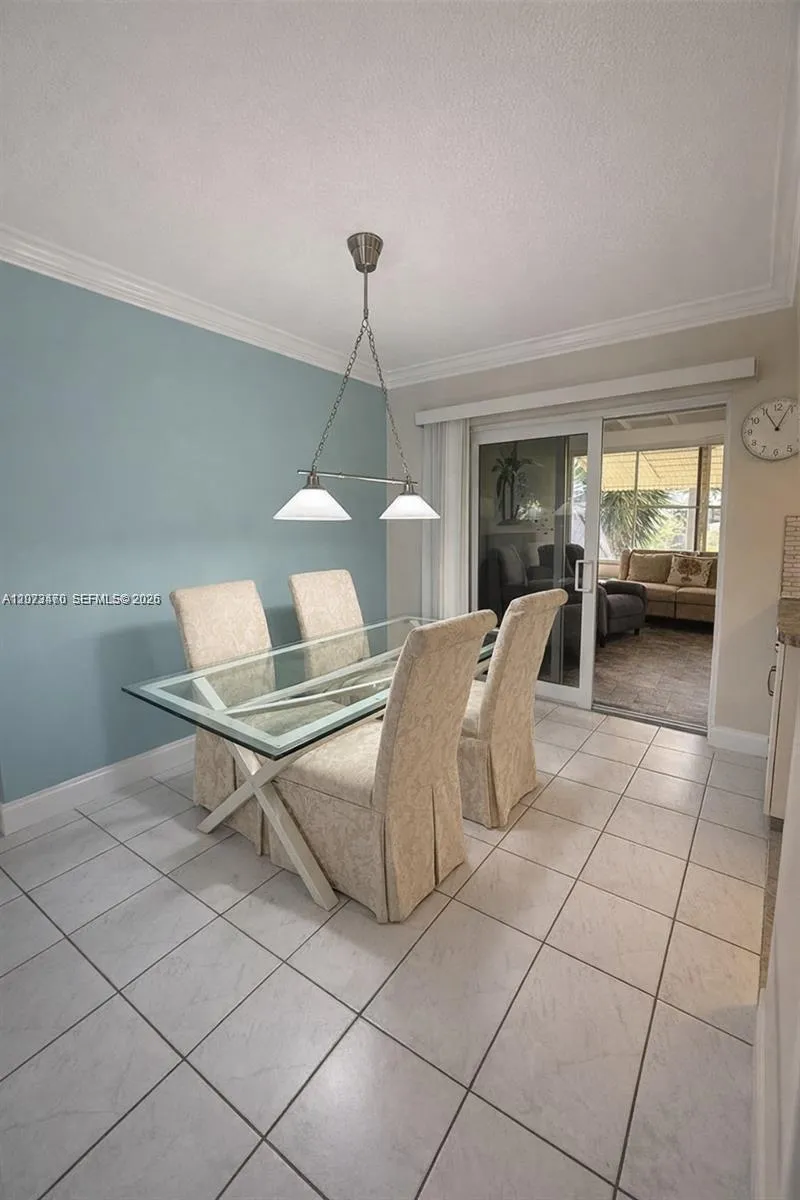 4208 NW 47th Ct Tamarac, FL 33319