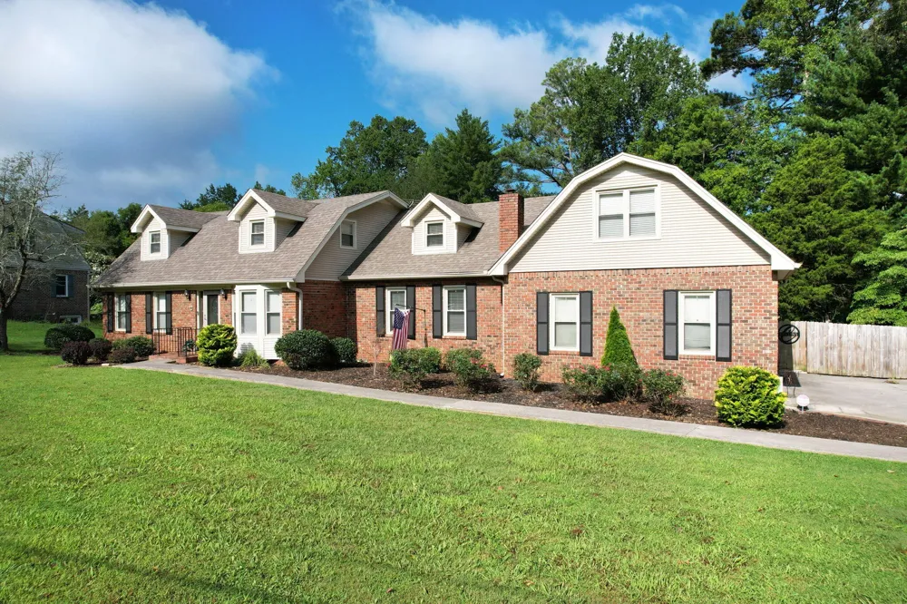 725 Everhart Drive NW Cleveland, TN 37311