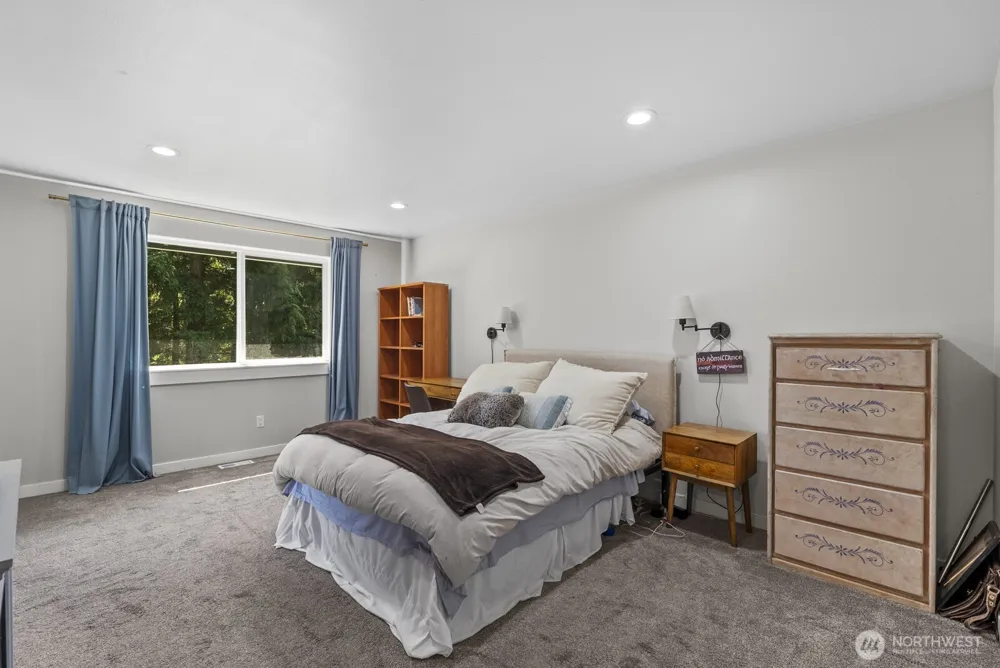 18505 68th Street E Bonney Lake, WA 98391