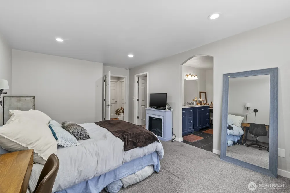 18505 68th Street E Bonney Lake, WA 98391