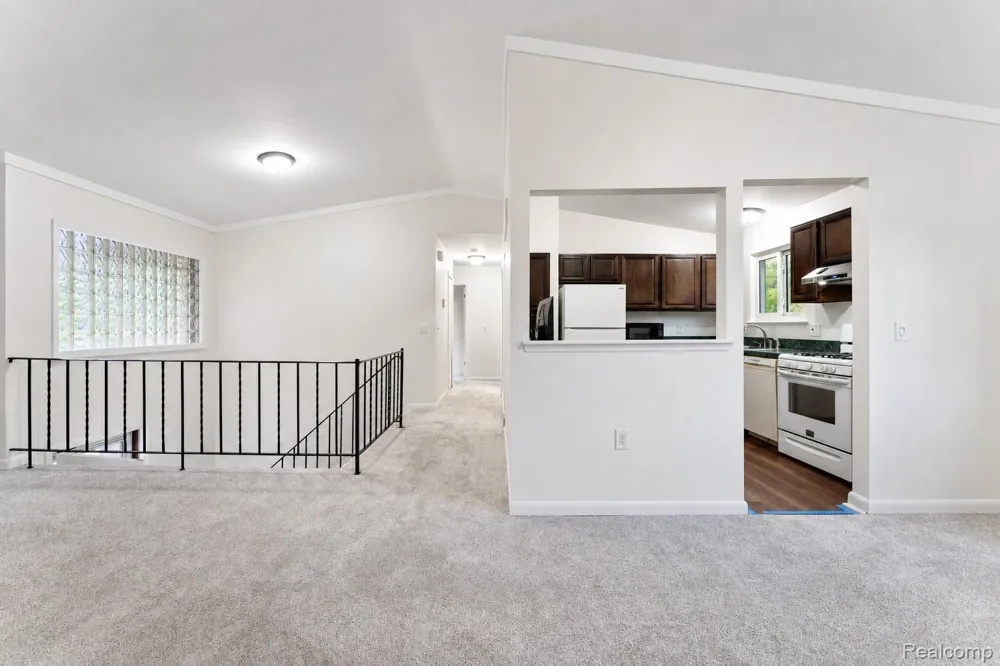 201 Charterhouse Drive Canton Charter Township, MI 48188