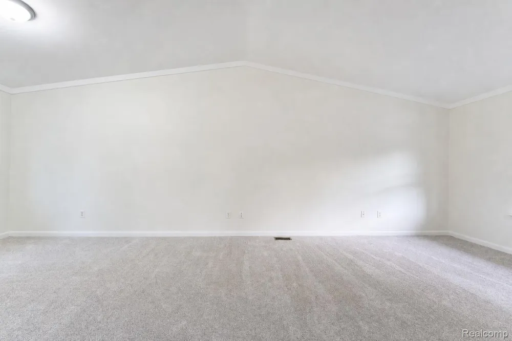 201 Charterhouse Drive Canton Charter Township, MI 48188