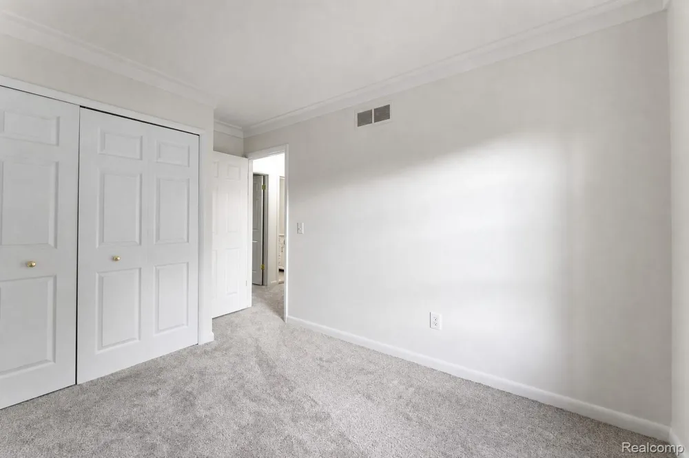 201 Charterhouse Drive Canton Charter Township, MI 48188