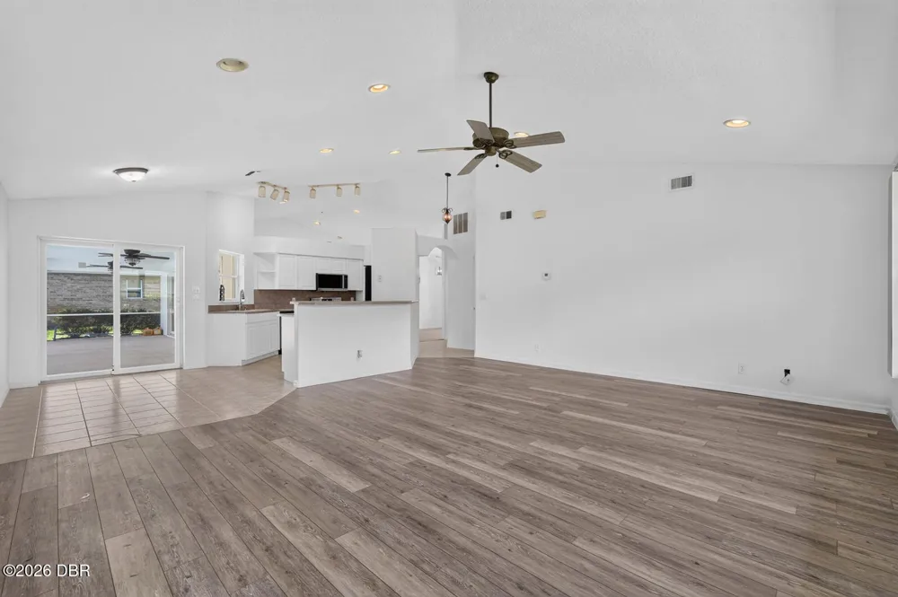 10 Burbank Drive Palm Coast, FL 32137