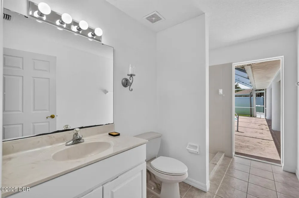 10 Burbank Drive Palm Coast, FL 32137