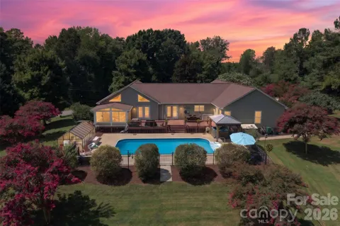 153 Folkstone Road