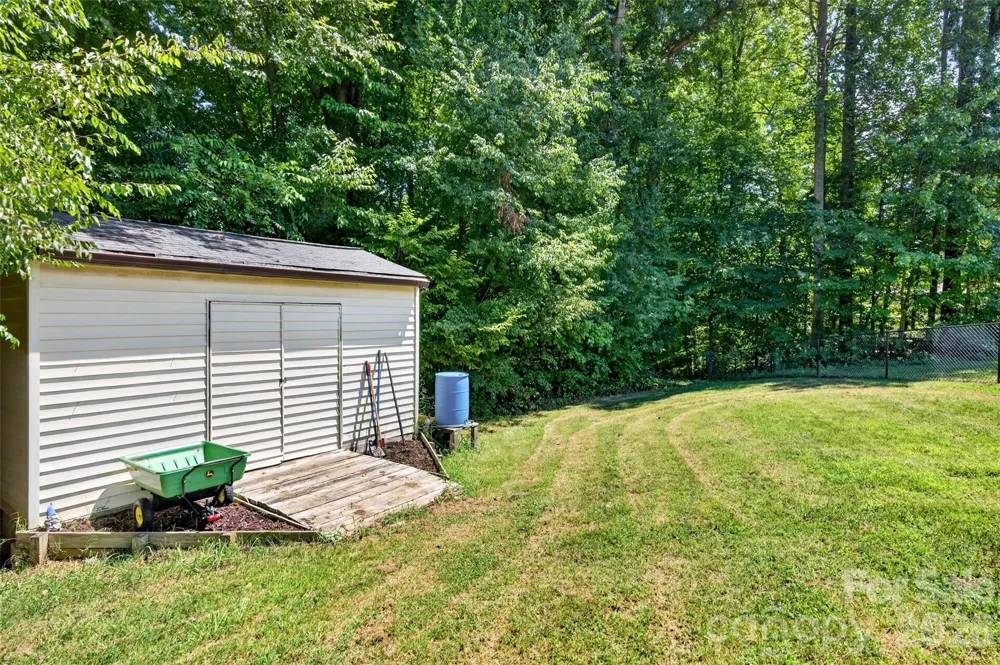 153 Folkstone Road Mooresville, NC 28117