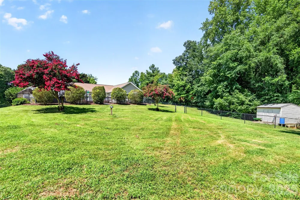 153 Folkstone Road Mooresville, NC 28117