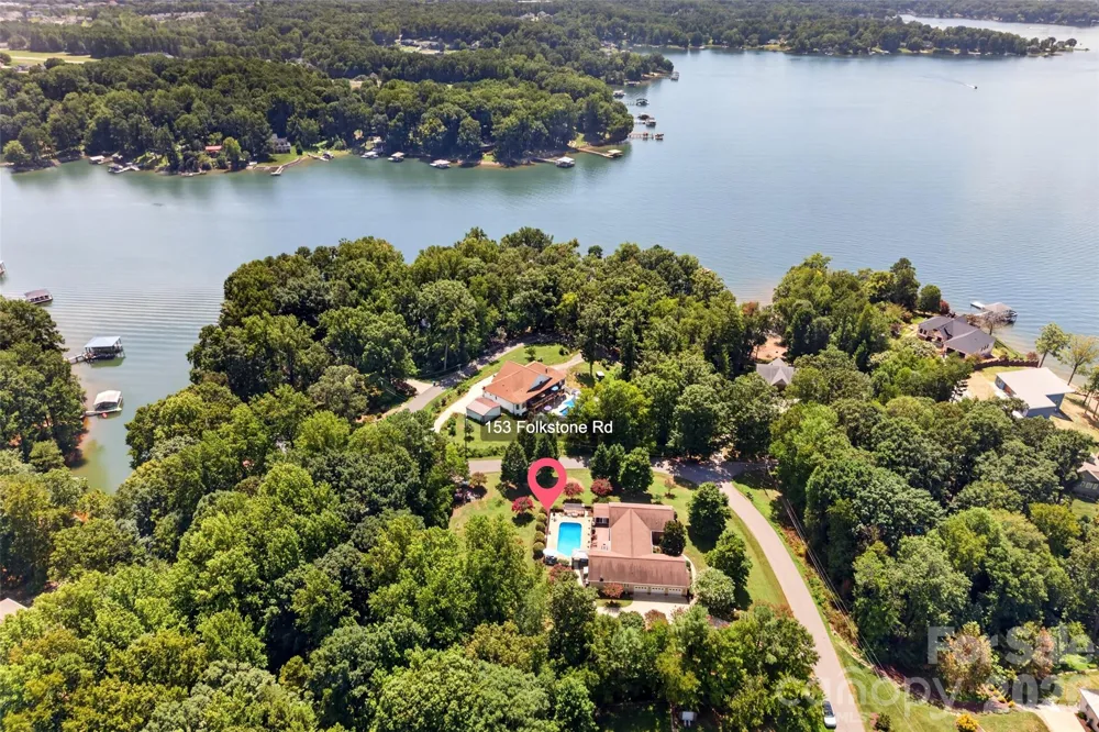 153 Folkstone Road Mooresville, NC 28117