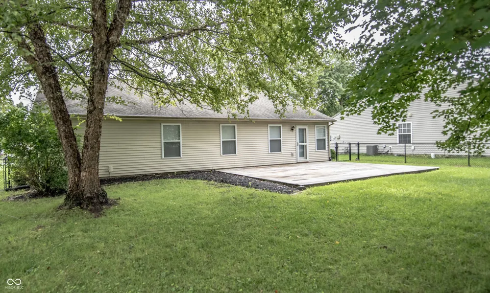 13246 Golden Ash Court Fishers, IN 46038