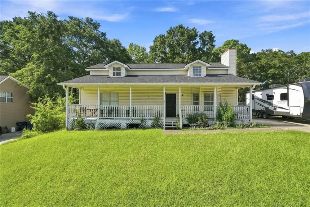 2152 Red Rose Lane Loganville, GA 30052