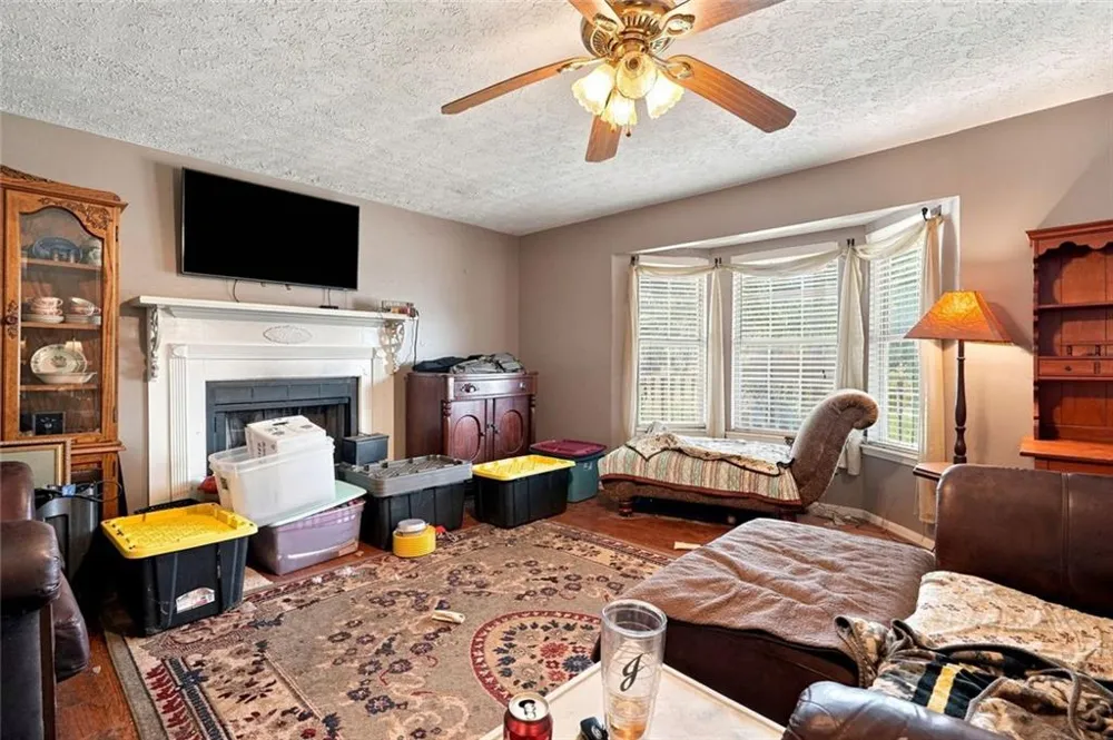 2152 Red Rose Lane Loganville, GA 30052