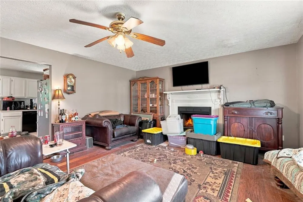 2152 Red Rose Lane Loganville, GA 30052