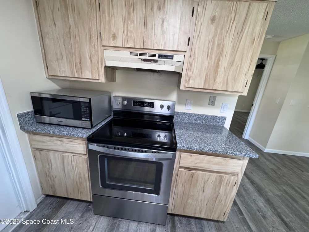 1723 Bruman Terrace Melbourne, FL 32935