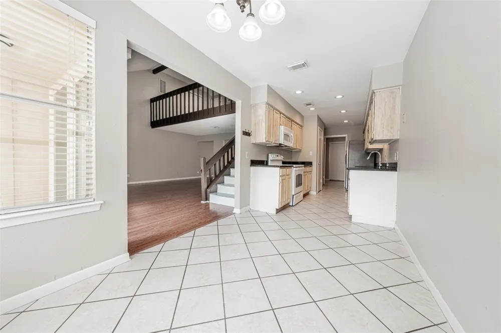 2342 Sunset Trail Sugar Land, TX 77478