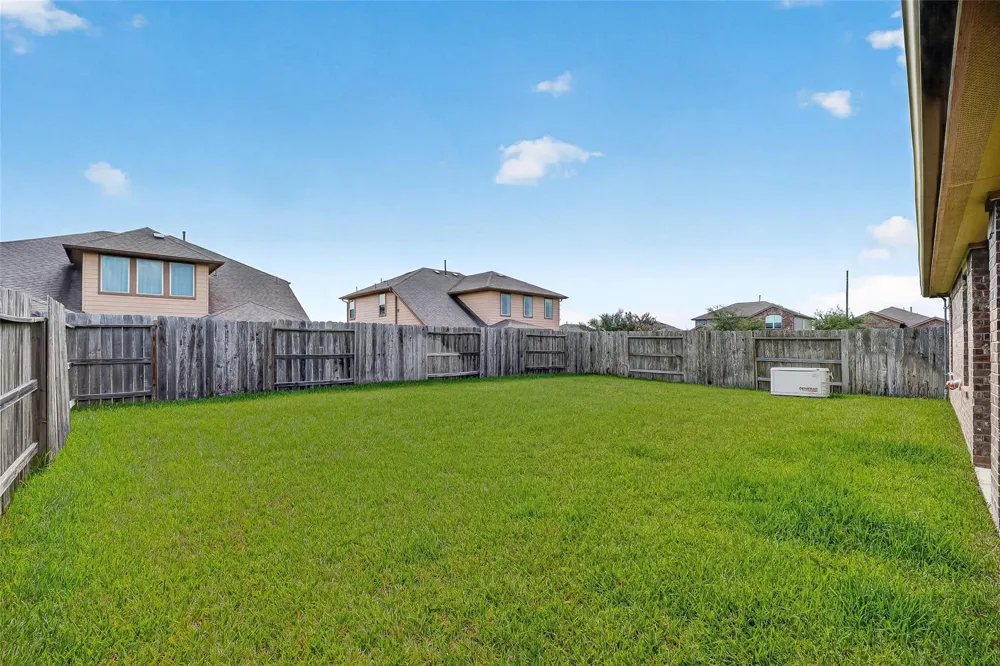 4315 Stillwater Valley Court Missouri City, TX 77459