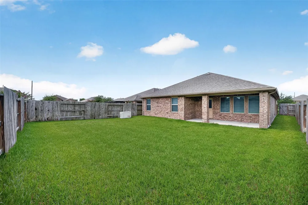 4315 Stillwater Valley Court Missouri City, TX 77459