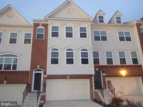 8493 WINDING TRAIL