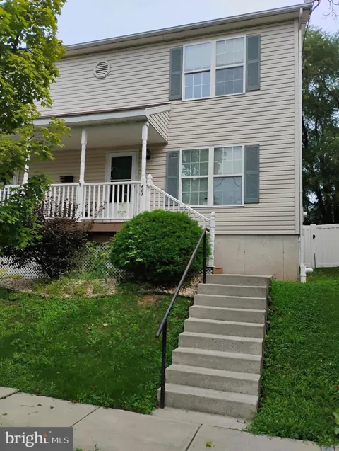 667 WALNUT STREET