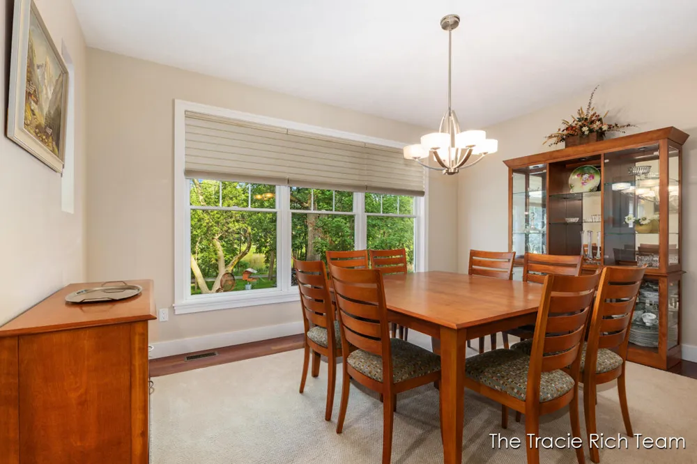 269 Main Street Rockford, MI 49341