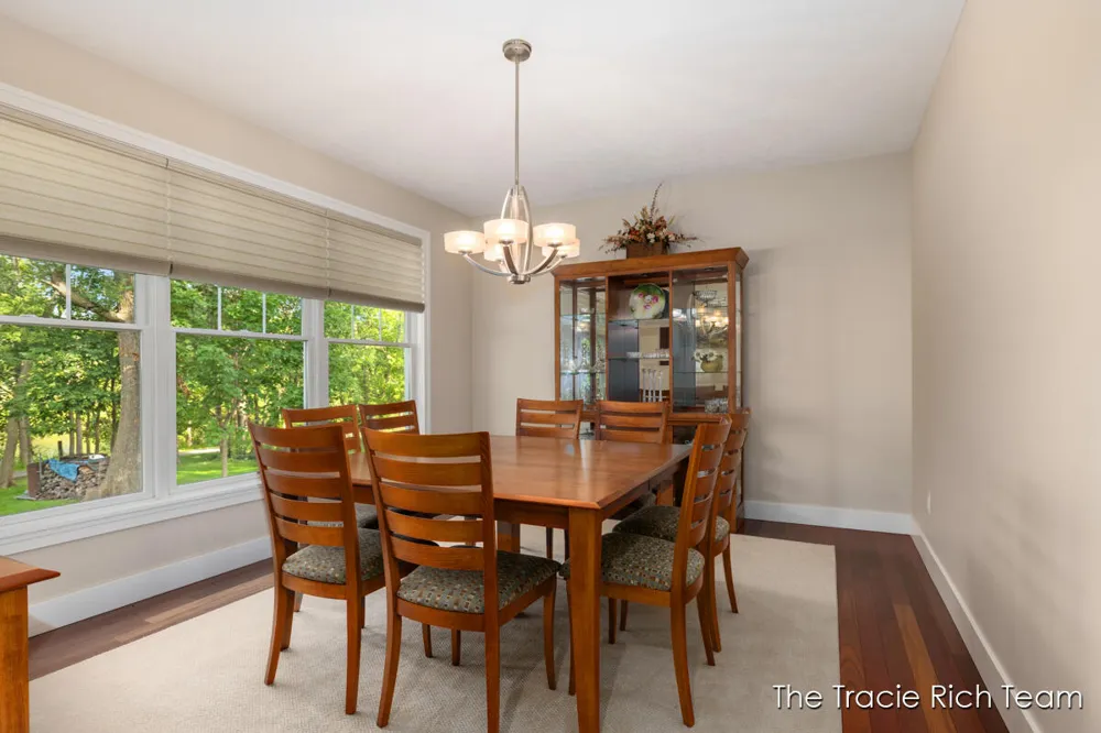 269 Main Street Rockford, MI 49341