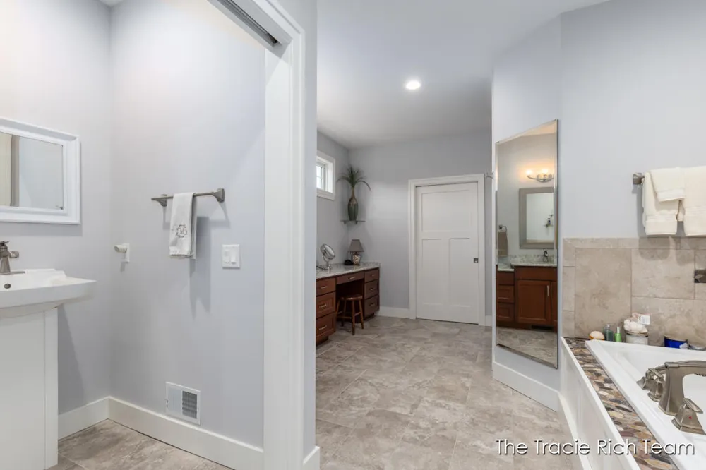 269 Main Street Rockford, MI 49341