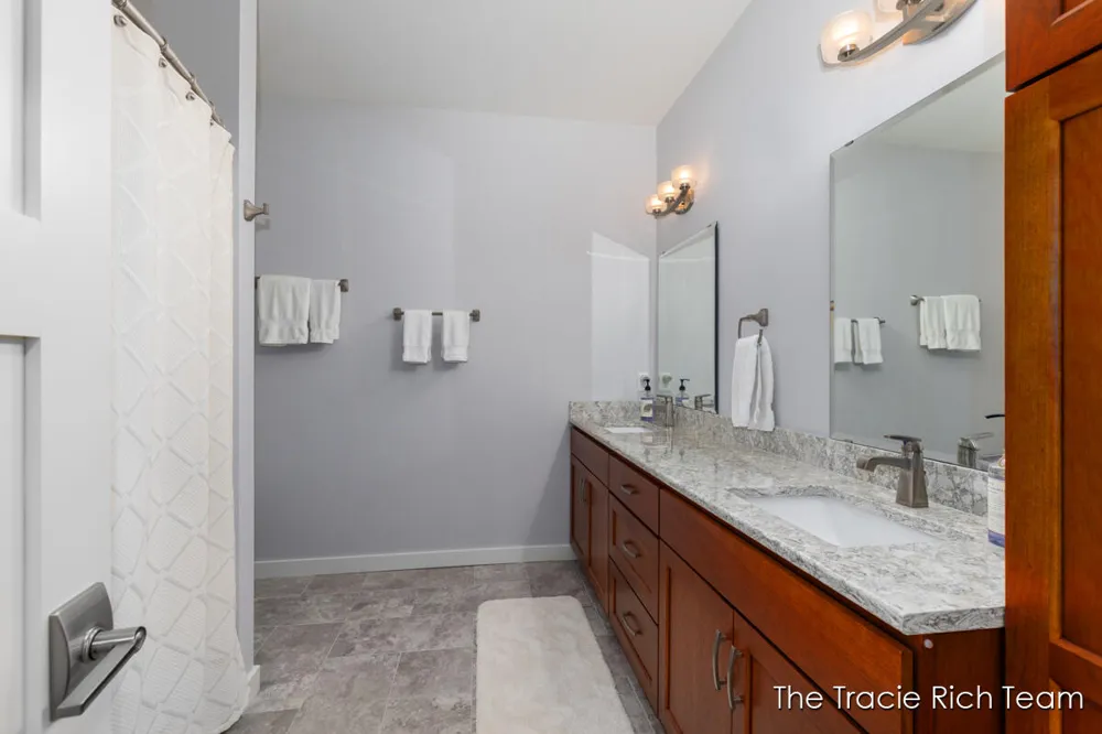 269 Main Street Rockford, MI 49341