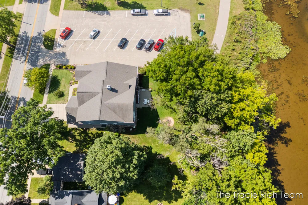 269 Main Street Rockford, MI 49341