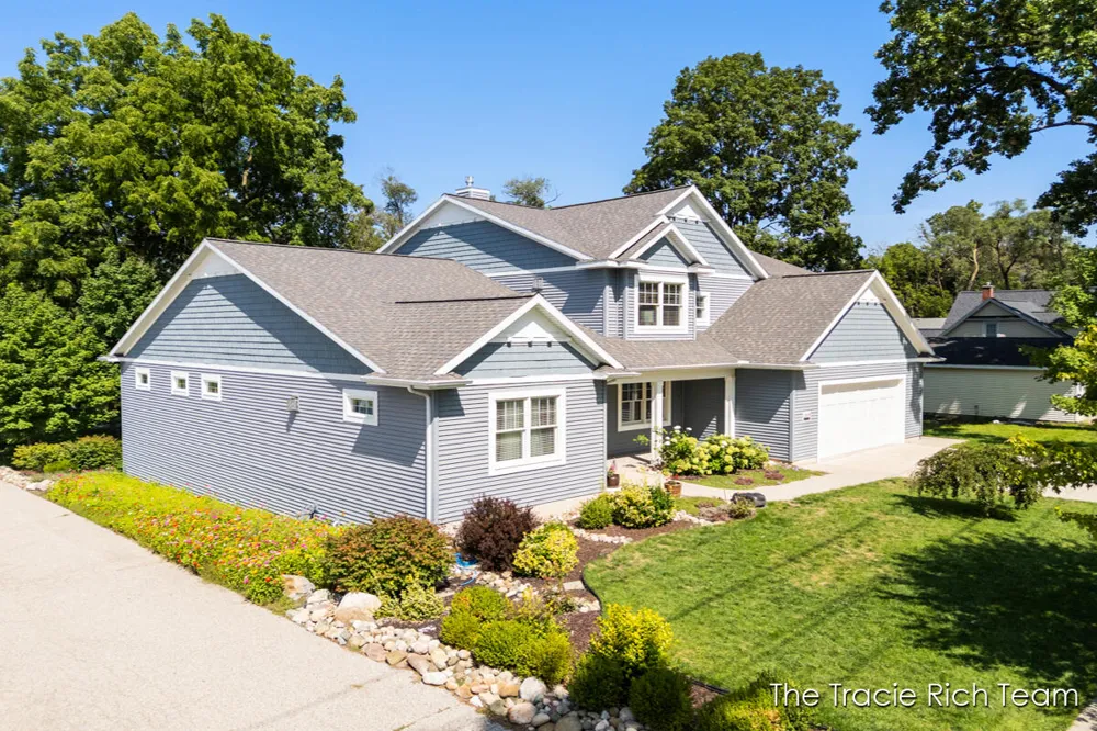 269 Main Street Rockford, MI 49341