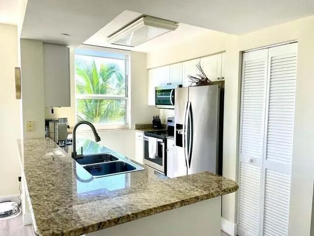 19501 W Country Club Drive #414 Aventura, FL 33180