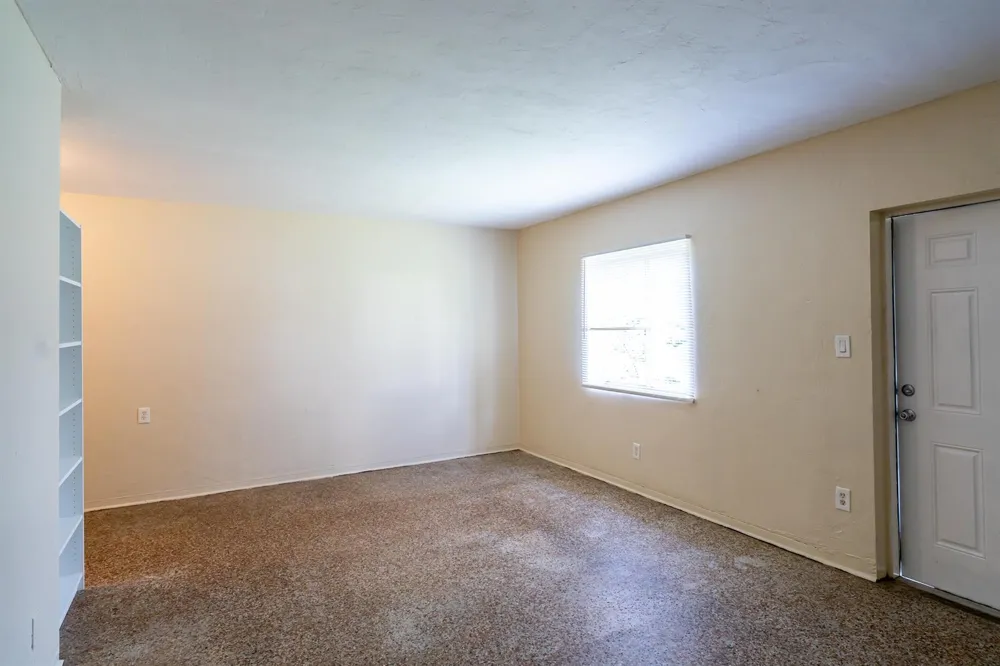 533 NE 2ND AVENUE Fort Lauderdale, FL 33301