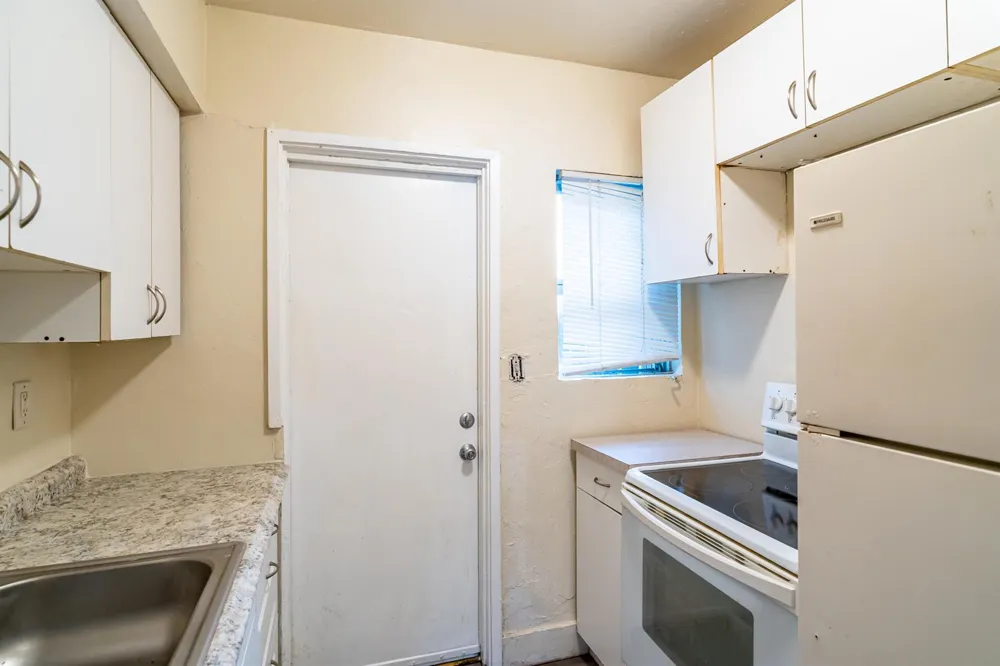 533 NE 2ND AVENUE Fort Lauderdale, FL 33301