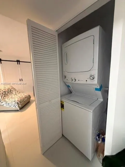 201 Freedom Ct #201 Deerfield Beach, FL 33442