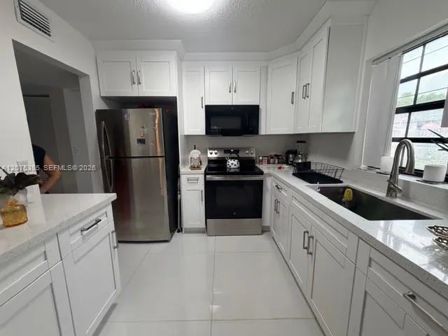 201 Freedom Ct #201 Deerfield Beach, FL 33442