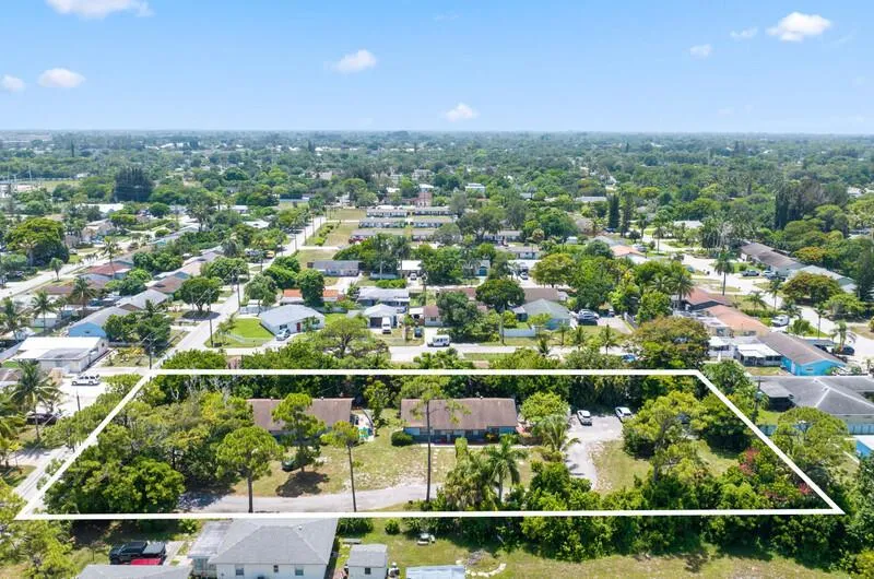 4309 GULFSTREAM ROAD Lake Worth, FL 33461