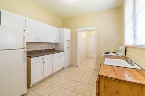 541 NE 2ND AVENUE #B