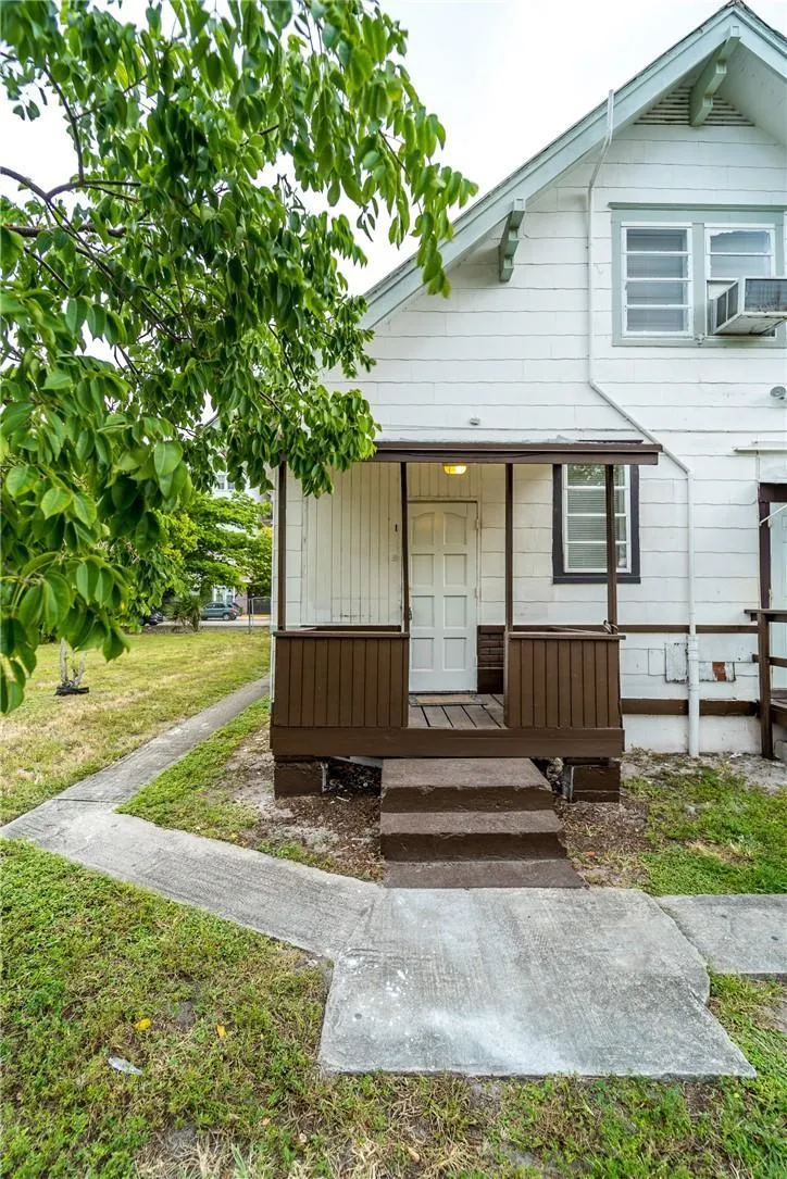 541 NE 2ND AVENUE #B Fort Lauderdale, FL 33301