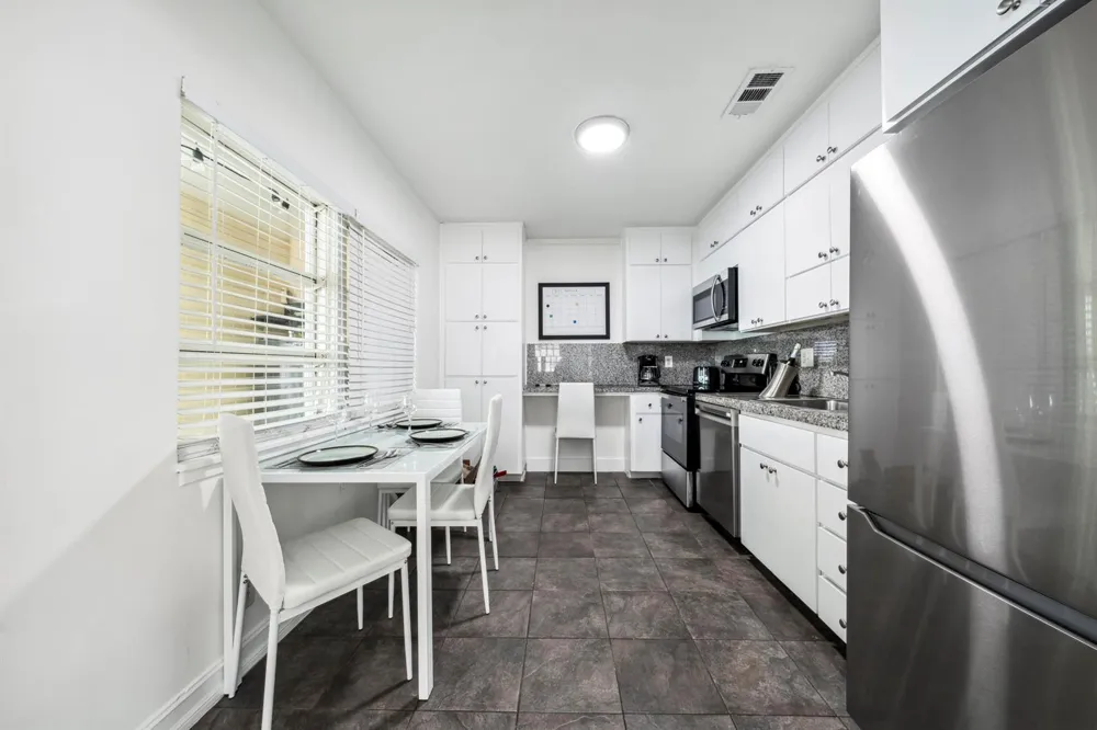 1420 MIAMI ROAD #C Fort Lauderdale, FL 33316