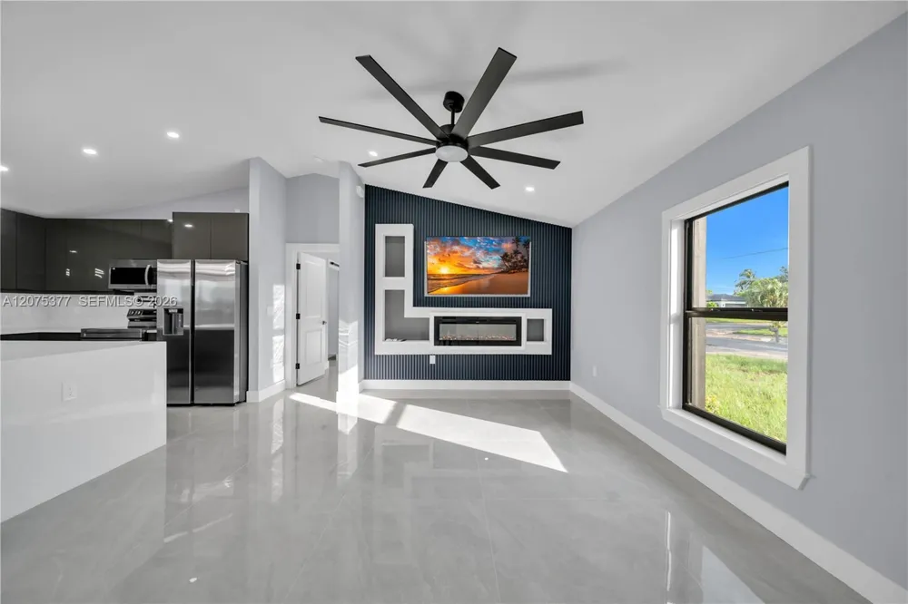 1111 NE 19th ave Cape Coral, FL 33909