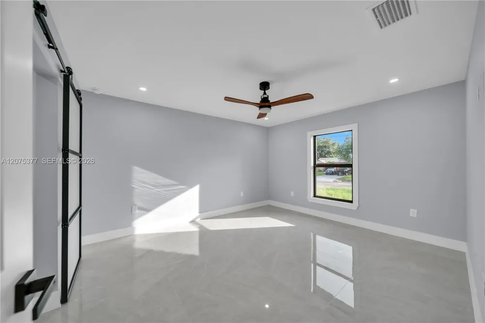 1111 NE 19th ave Cape Coral, FL 33909