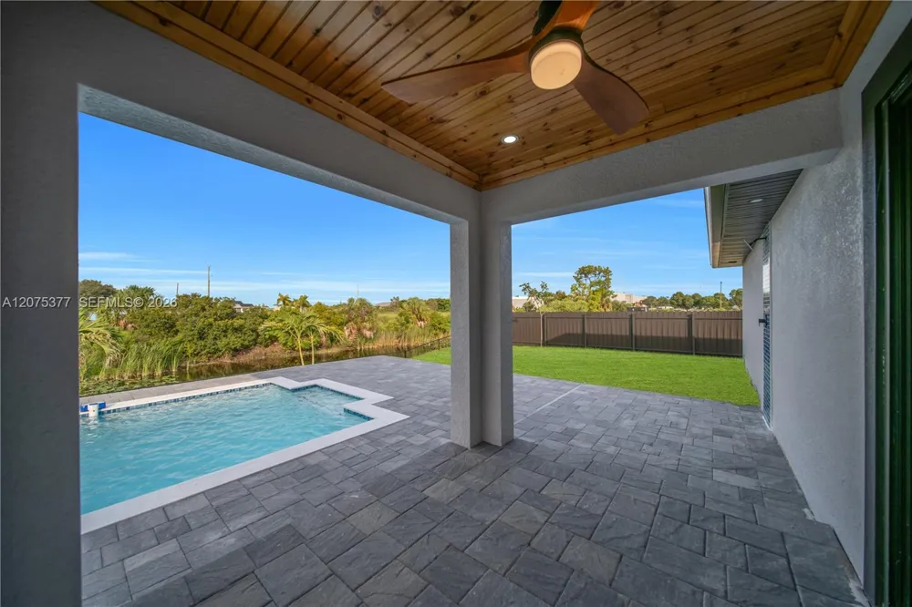 1111 NE 19th ave Cape Coral, FL 33909