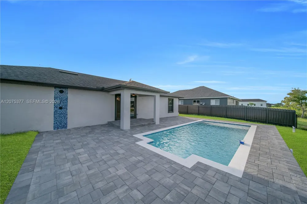 1111 NE 19th ave Cape Coral, FL 33909