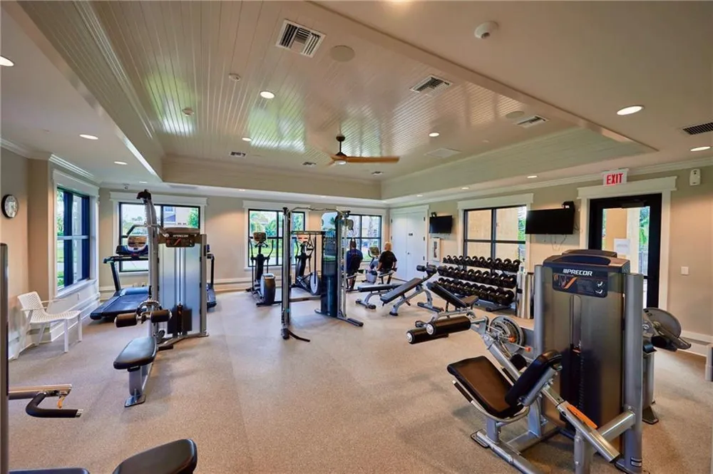 10032 W VILLA CIRCLE Vero Beach, FL 32966