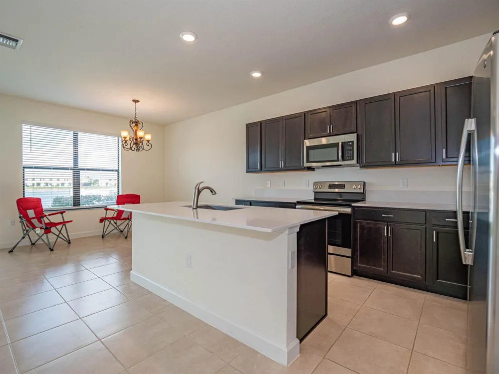 10032 W VILLA CIRCLE Vero Beach, FL 32966