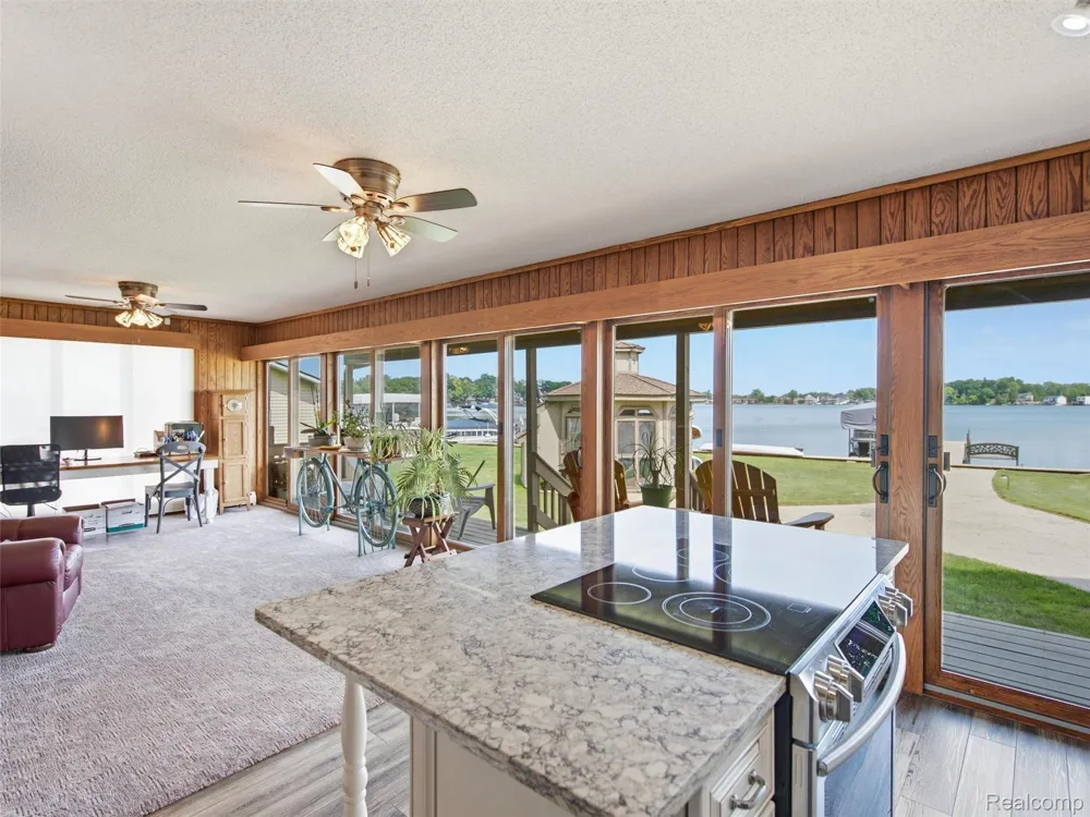 12067 Torrey Road Fenton Charter Township, MI 48430