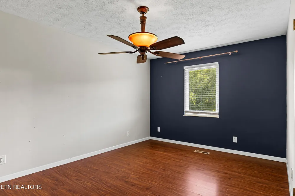 710 Beard Valley Rd Maynardville, TN 37807