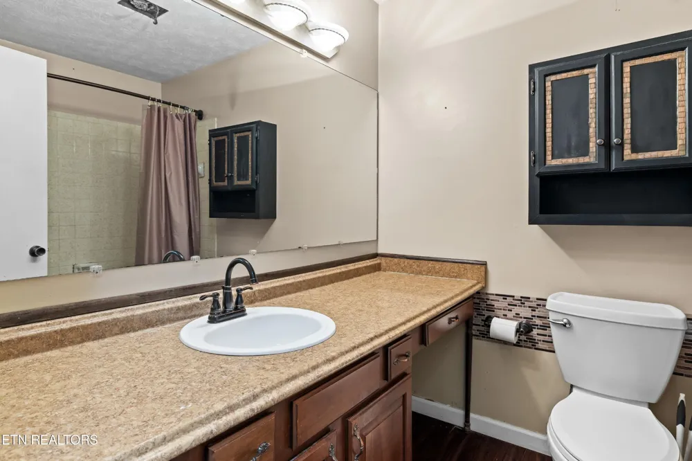710 Beard Valley Rd Maynardville, TN 37807