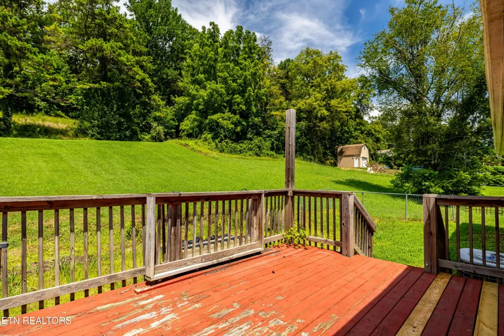 710 Beard Valley Rd Maynardville, TN 37807