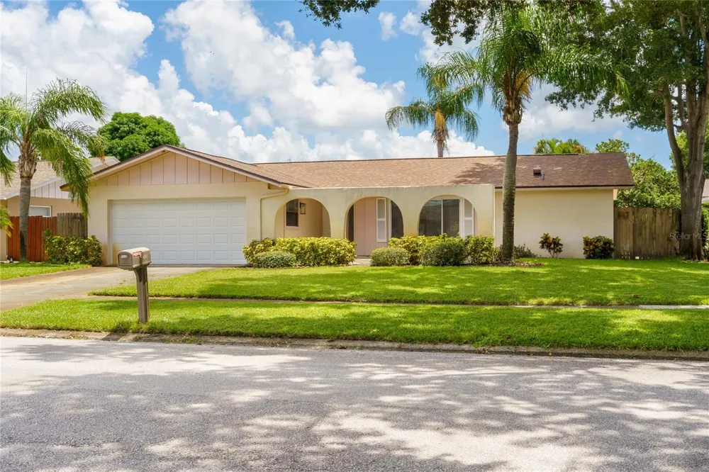 2419 TIMBERCREST CIRCLE W Clearwater, FL 33763